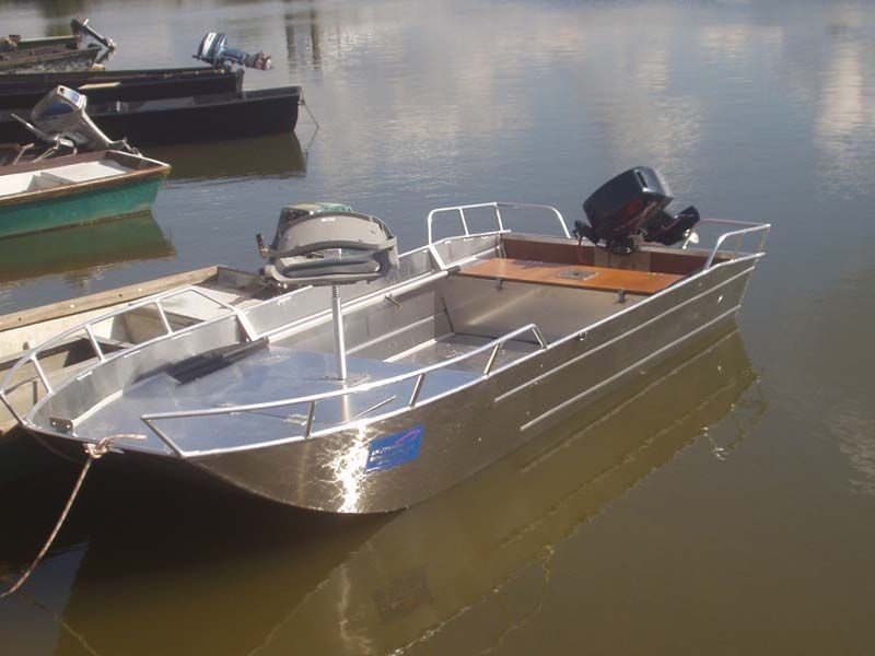 Barco de alumínio para pesca (23)