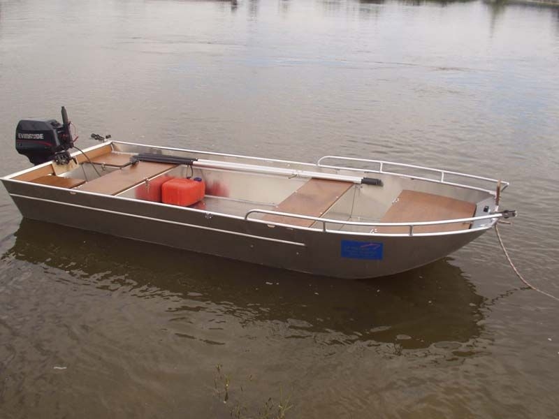Barco de alumínio para pesca (24)