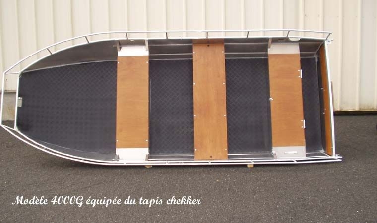 Barco de pesca em alumínio - Tapete de borracha (1)